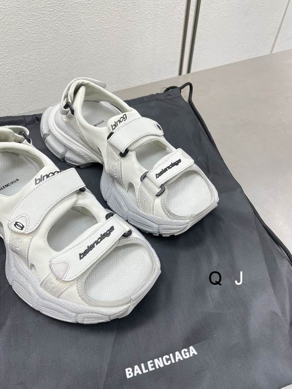 Balenciaga sz35-40 XJ0601 03